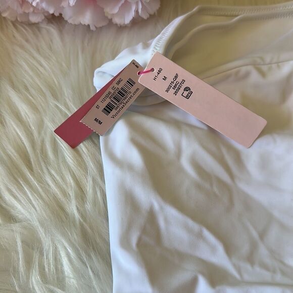 Victoria’s Secret Boy-short  Bottom - Picture 5 of 5